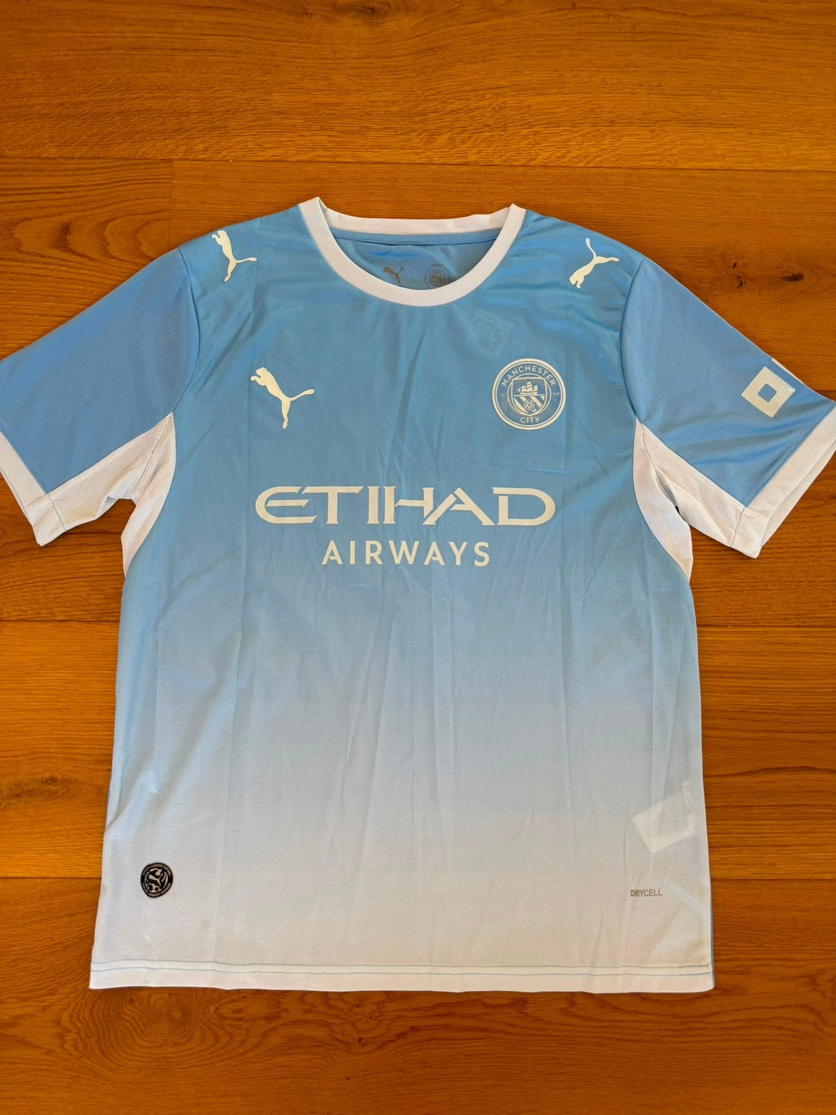 Nieuw Manchester City voetbalshirt 26/27 Haaland,maat M, Nieuw, Ophalen of Verzenden, Voetbal, Maat 48/50 (M)