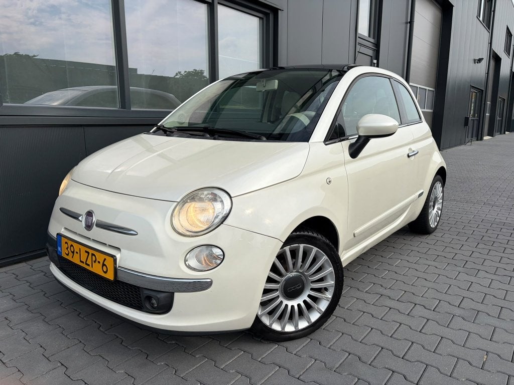 Fiat 500 1.2 Automaat | Leder | Distributieriem vervangen, Start-stop-systeem, 1242 cc, 4 cilinders, Wit