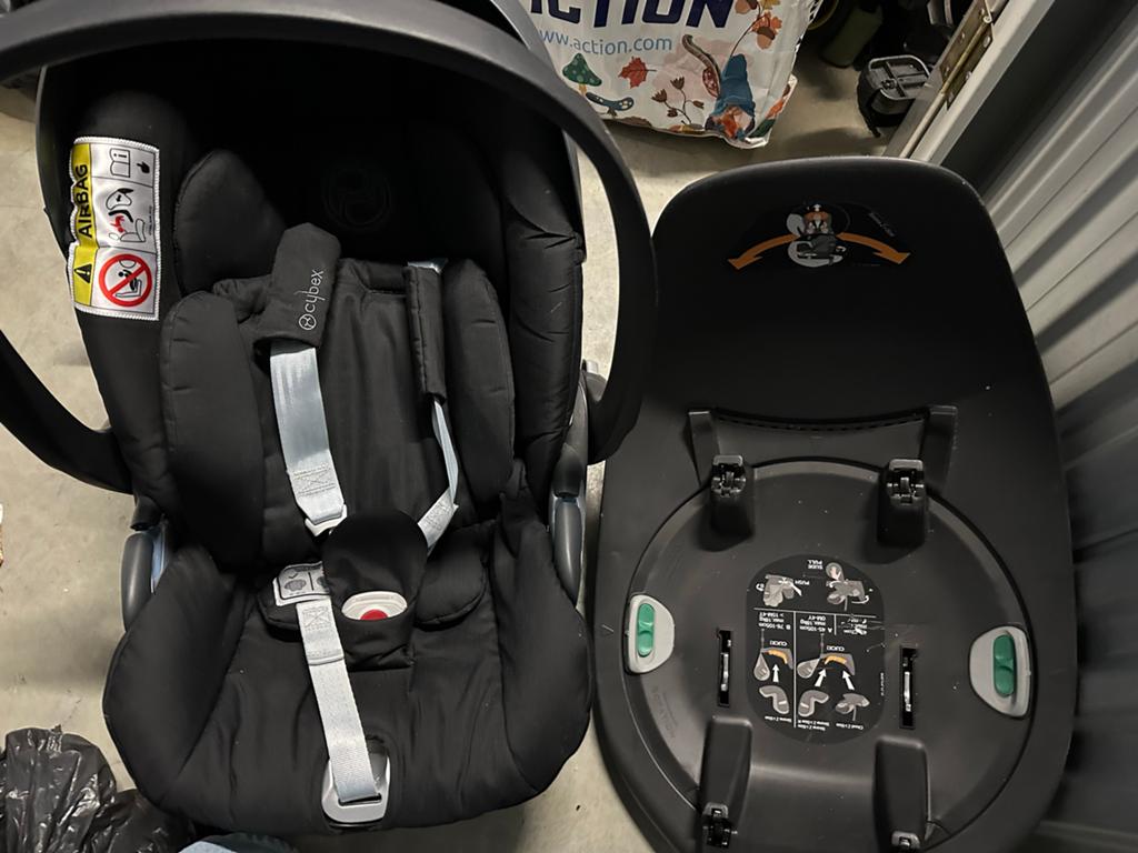 Cybex Cloud Z i-Size autostoel met Base Z One, Kinderen en Baby's, Autostoeltjes, Verstelbare rugleuning, Zo goed als nieuw, Isofix