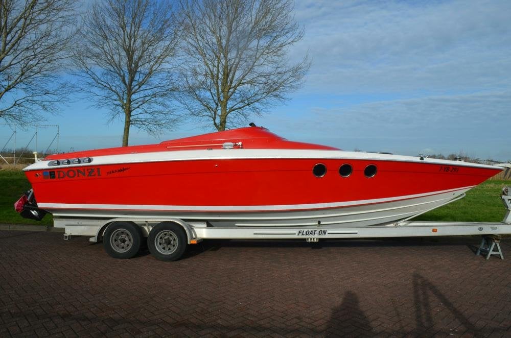 Donzi 30 "Black Widow", Watersport en Boten, Speedboten, 3 m, 9 m, Gebruikt, 0 pk