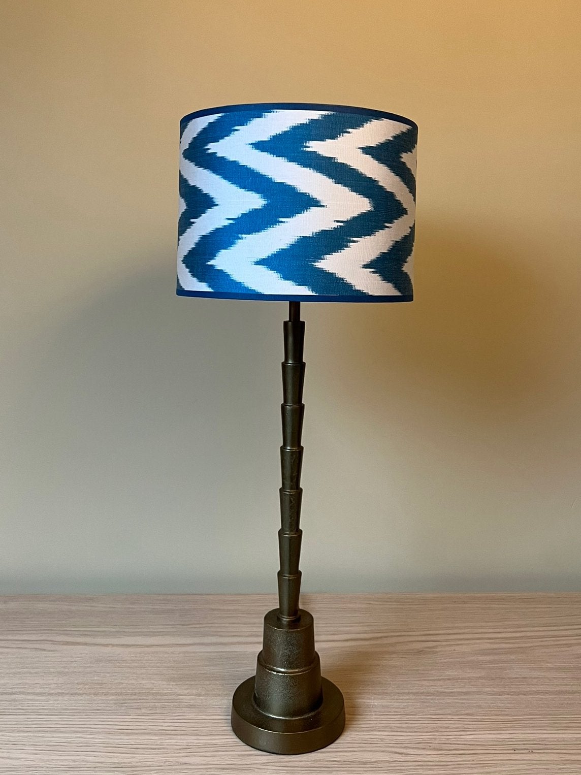 Blauwe ikat lampenkap - unieke lampenkap, 25 cm, Blauw, Rond, Nieuw