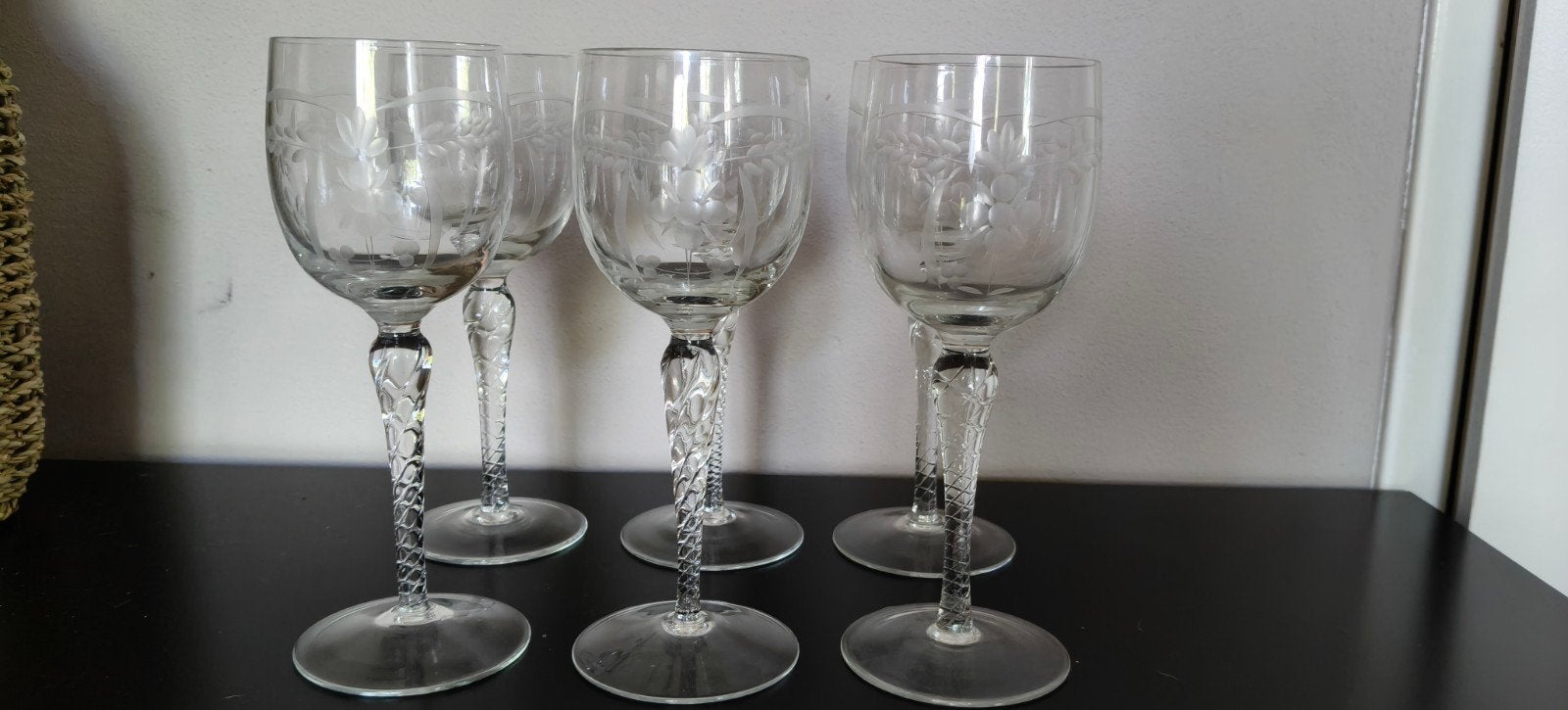 Set van 6 Vintage Wijnglazen met Gegraveerd Bloemmotief, Ophalen of Verzenden