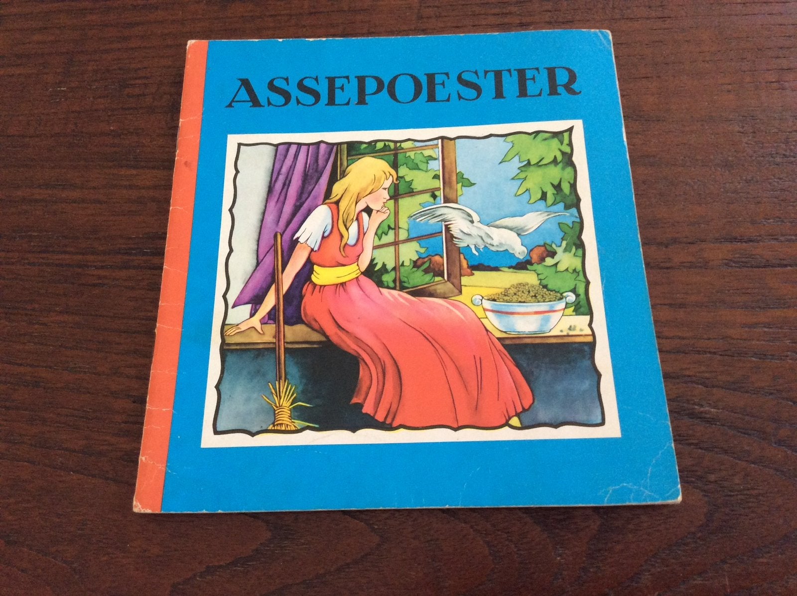 Sprookjesboekje Assepoester 1964, Boeken, Ophalen of Verzenden, Zo goed als nieuw