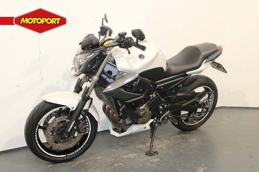 Yamaha XJ 6 N / DIVERSION (bj 2009), Klantenservice@yamaha-motor.nl, Meer dan 35 kW, Koolhovenlaan 101
1119 NC  Schiphol-Rijk, NL