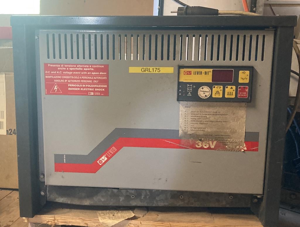 Accu oplader, Merk : Lever GRL175, Ophalen of Verzenden, Gebruikt