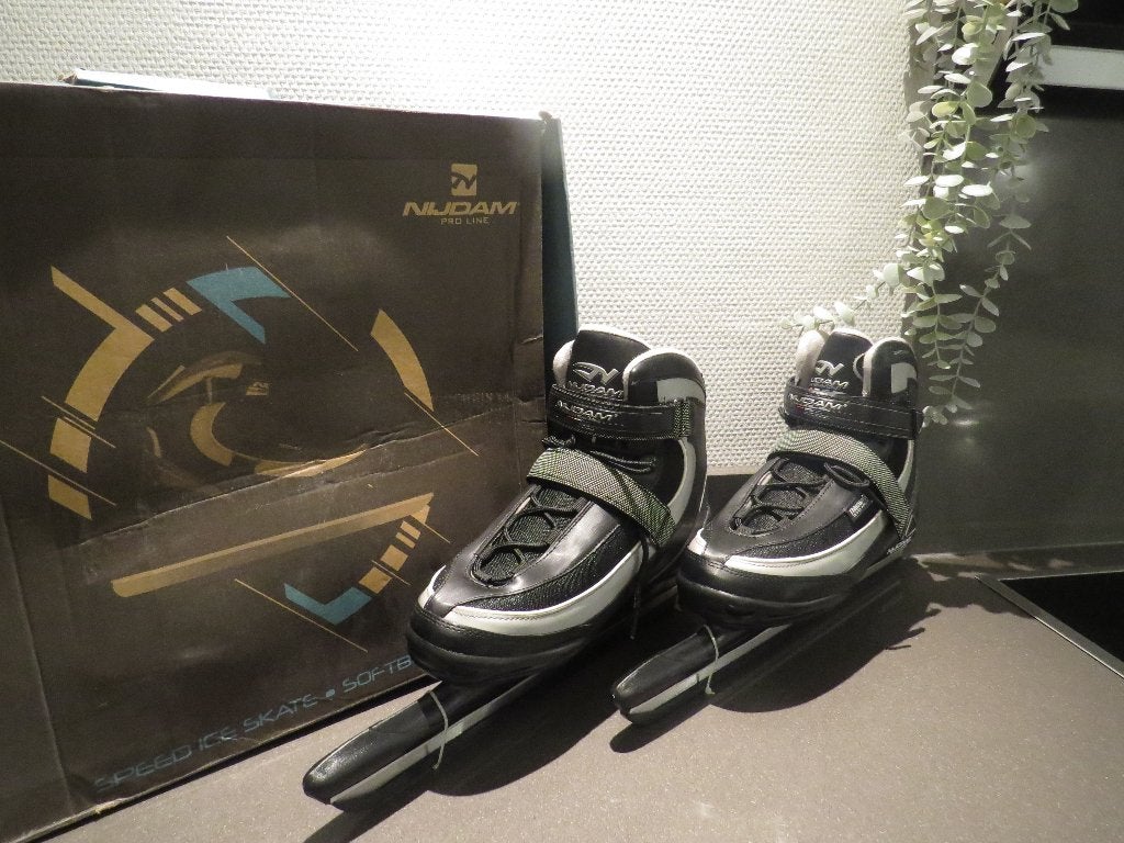 NIEUW Nijdam Proline noren schaatsen maat 44, Sport en Fitness, Ophalen, Combinoren, Nieuw, Nijdam