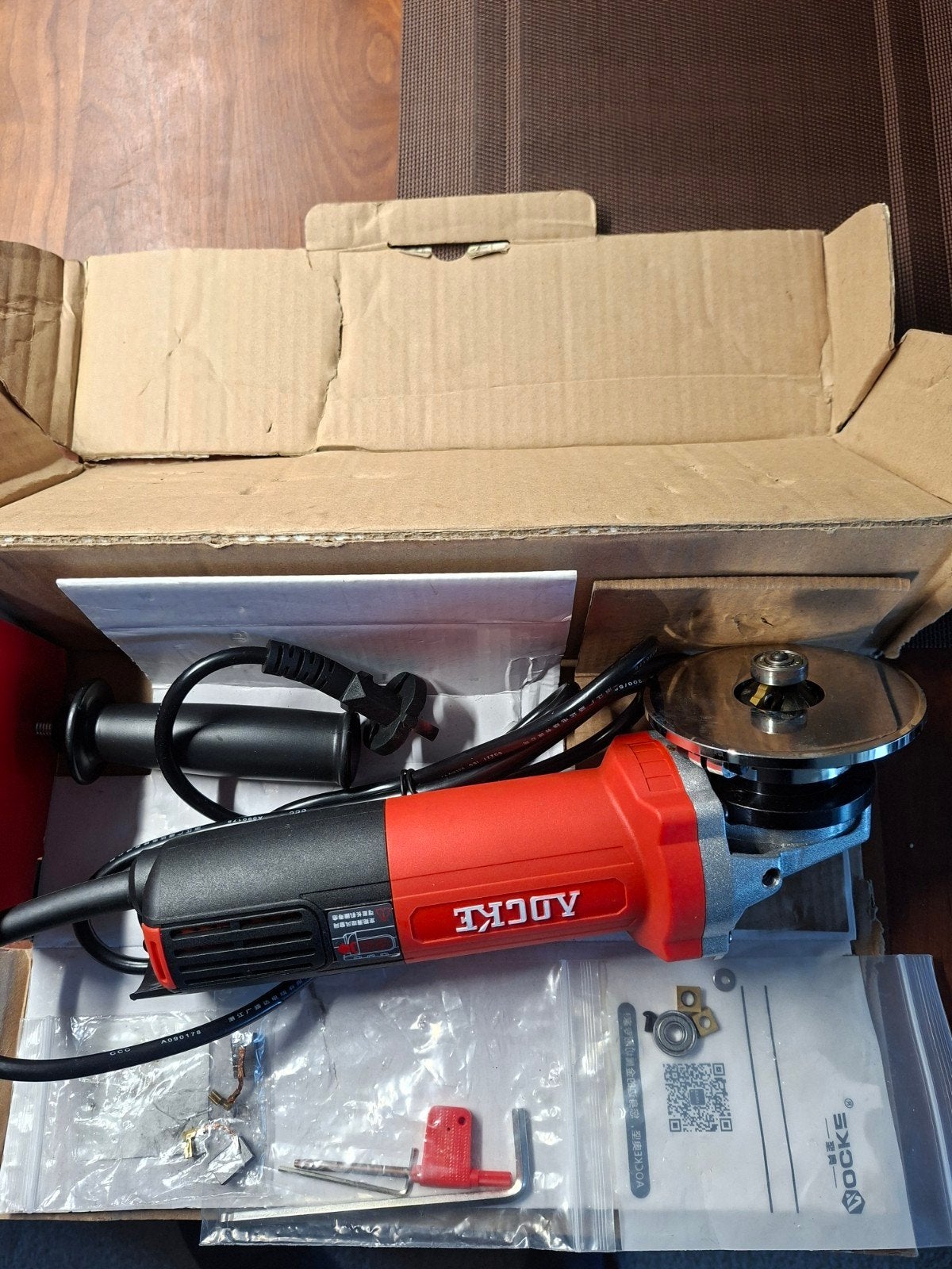 Haakse Frees met reserve onderdelen. Nieuwe, Ophalen of Verzenden, Nieuw, 1000 watt of meer, Haakse handslijpmachine