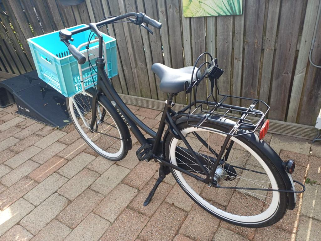 Gazelle puur NL transportfiets met krat., Fietsen en Brommers, Fietsen | Dames | Damesfietsen, Gebruikt, Gazelle, Versnellingen