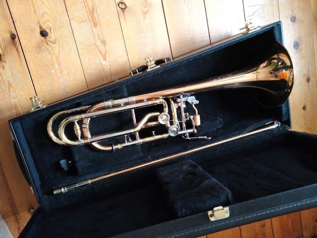 trombone, bastrombone, Ophalen, Gebruikt, Bas, Met koffer