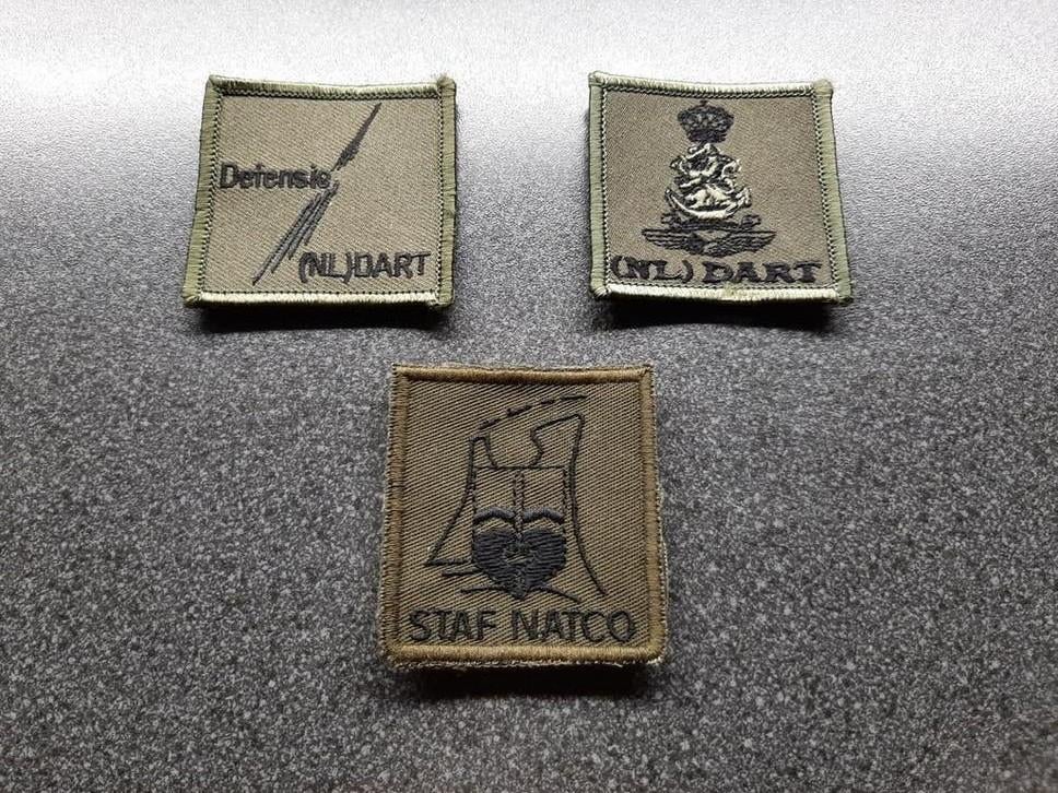 Borstemblemen  /  klittenband   KL / NEDERLAND, Ophalen of Verzenden, Landmacht, Nederland, Embleem of Badge
