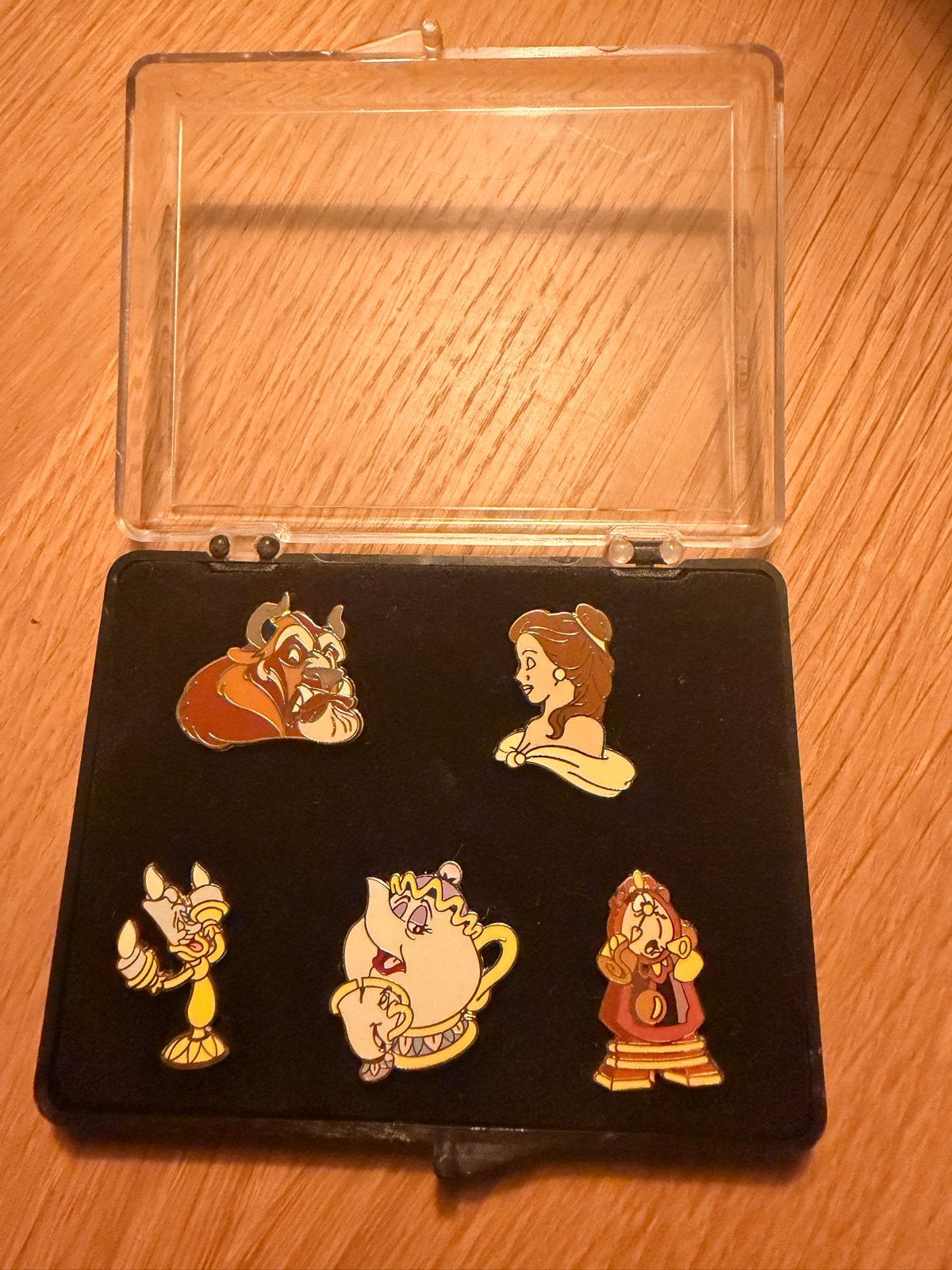Disney Belle en het Beest Pin Set, Ophalen of Verzenden, Zo goed als nieuw