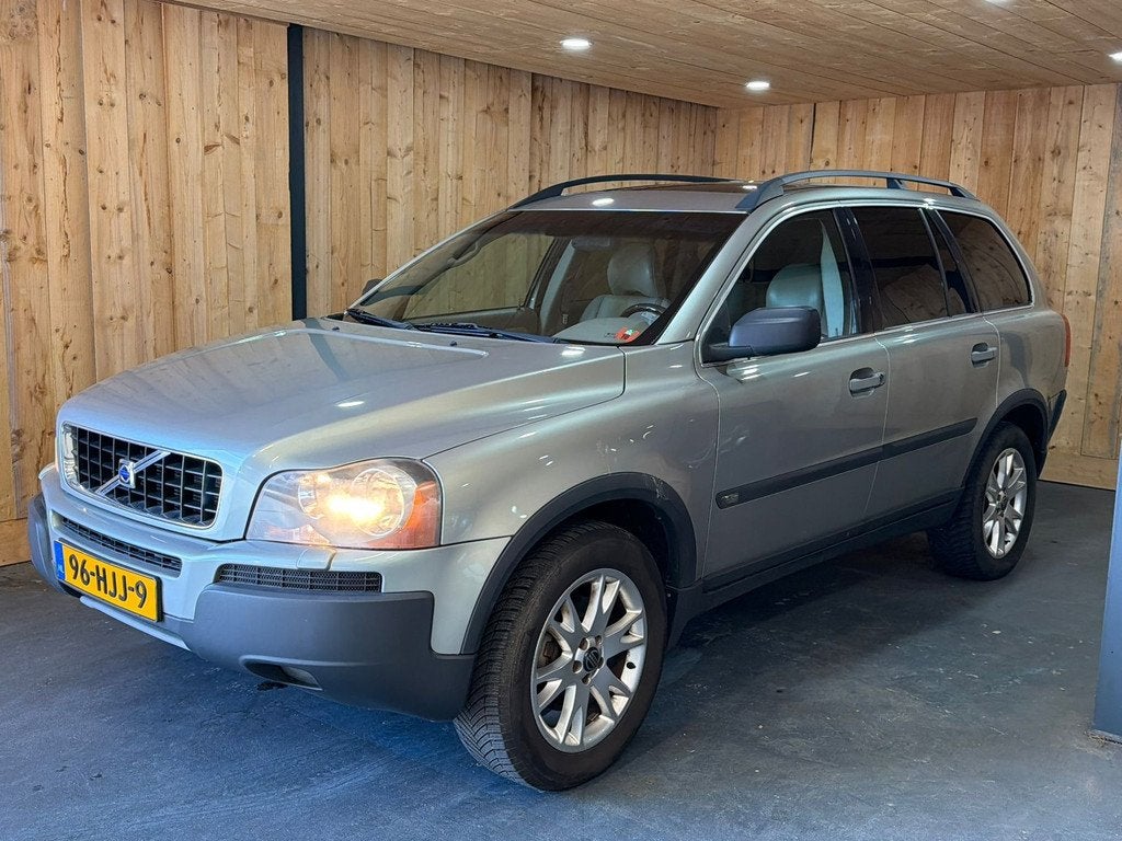Volvo XC90 2.5 Turbo Benzine 7-Persoons Youngtimer 2004, Auto's, Gebruikt, 7 stoelen, 2521 cc, Leder