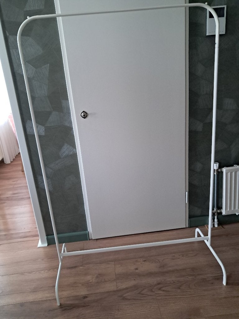 Zo goed als nieuw IKEA kledingrek 2 stuks, Ophalen, Zo goed als nieuw