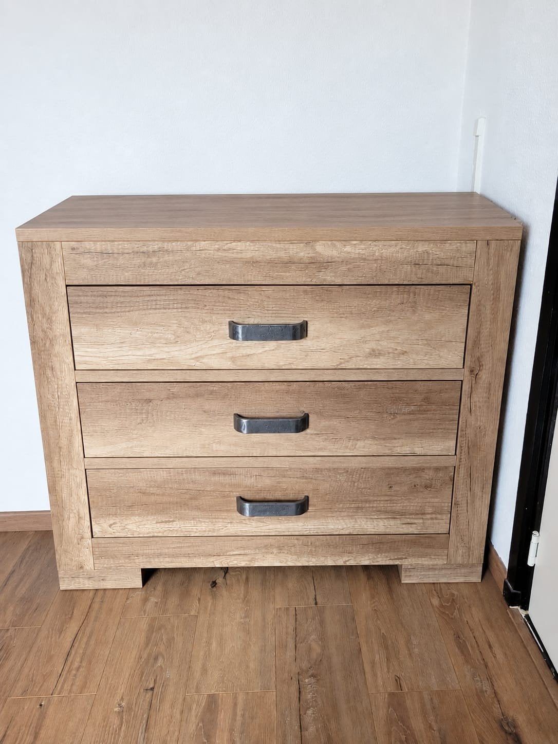 Commode en opbergkist zwaar materiaal, Gebruikt, 50 tot 100 cm, Modern, strak, 3 of 4 laden