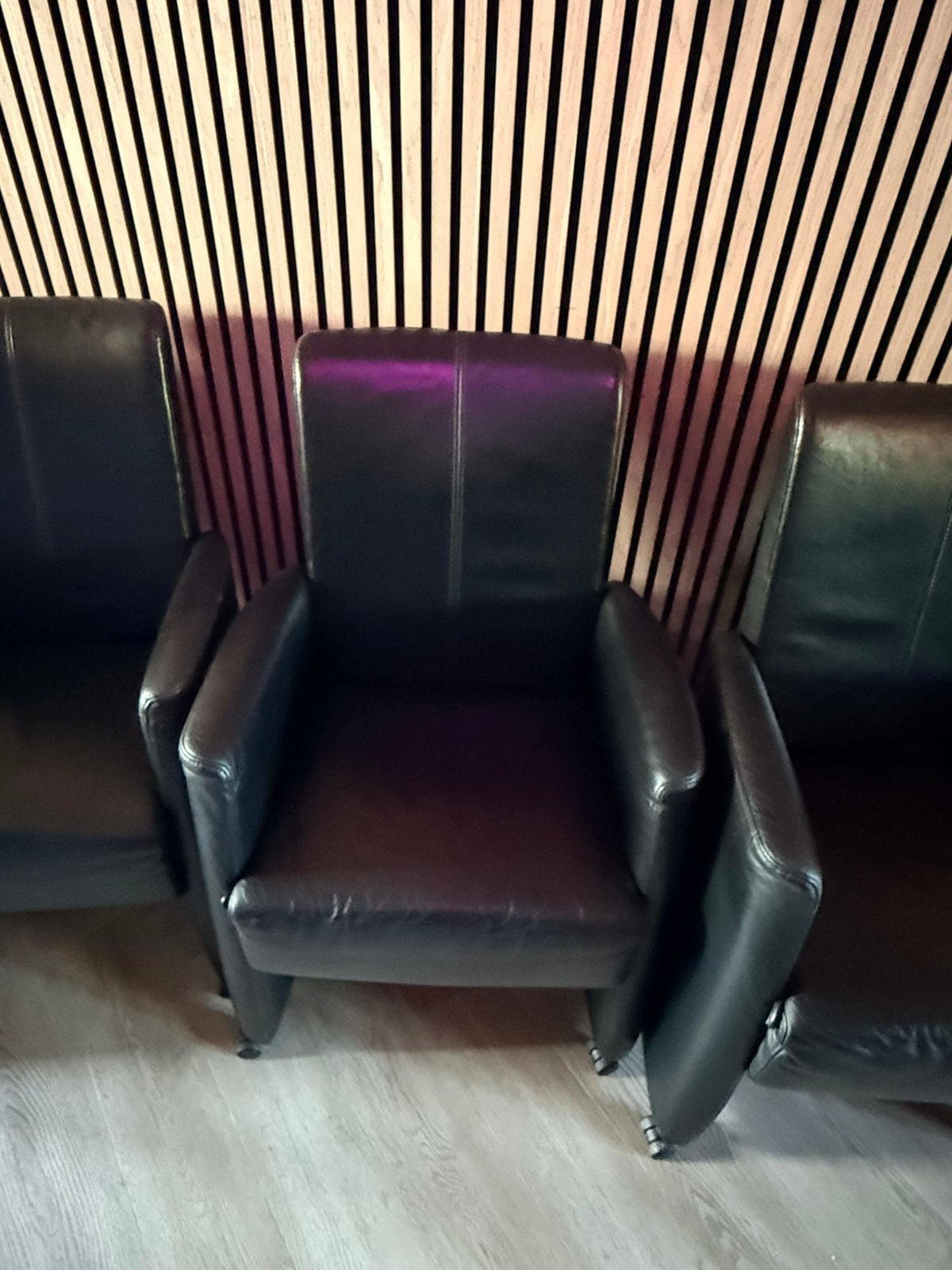 Super mooie verrijdbare leren stoelen, Ophalen, Gebruikt, Leer, 75 tot 100 cm