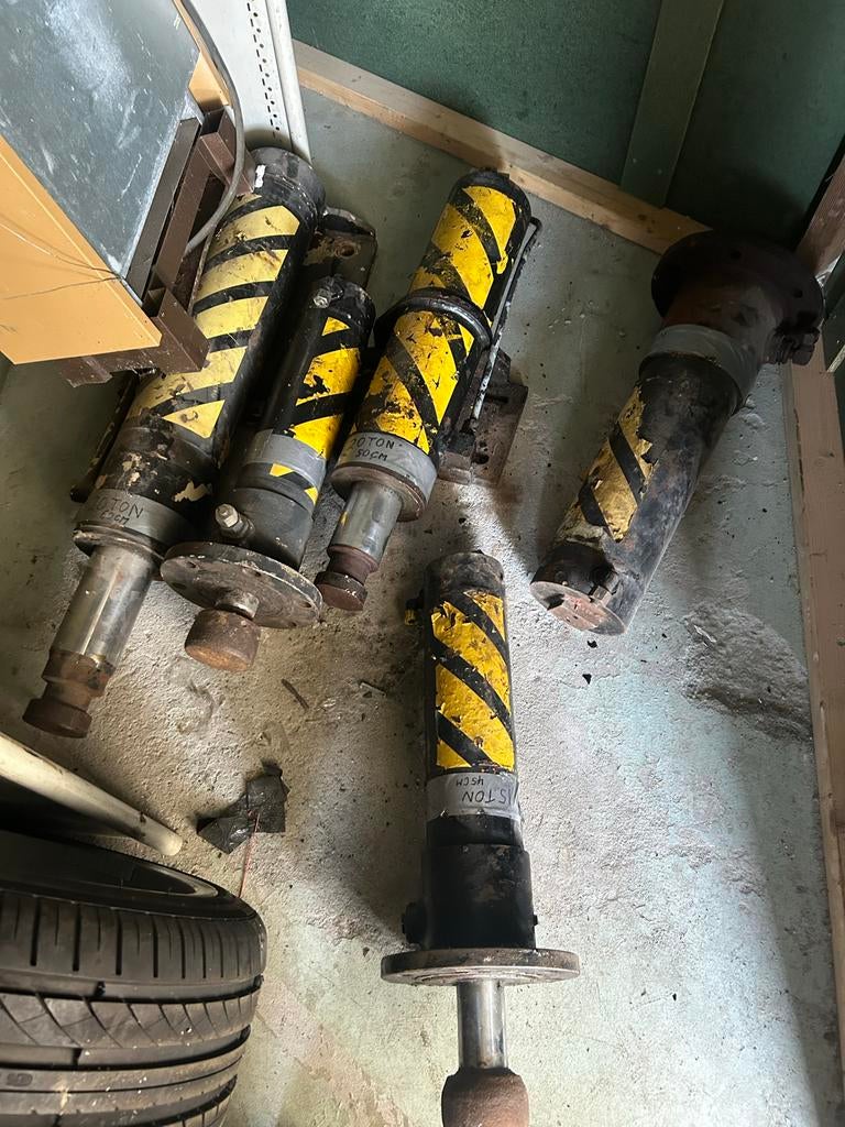 Hydraulische cilinders en stempels voor diverse toepassingen, Doe-het-zelf en Verbouw, Ophalen