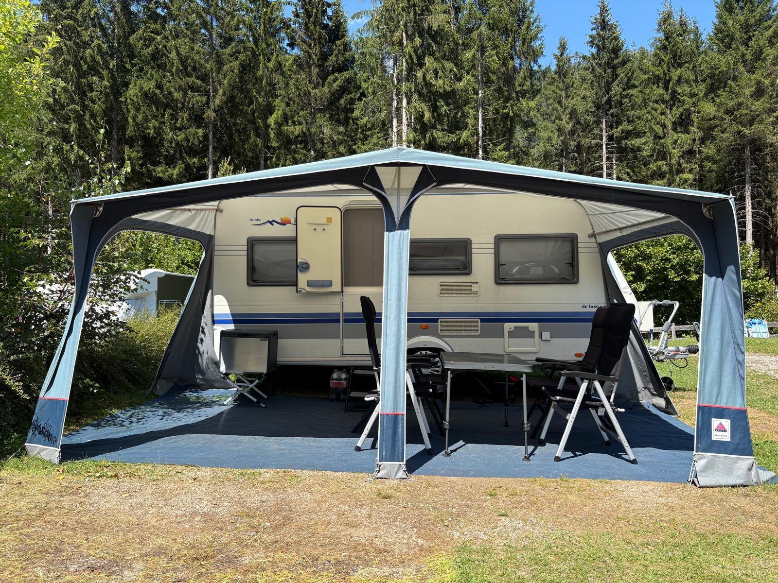 Hobby 450, Caravans en Kamperen, Rondzit, Hobby, Dwarsbed, Particulier