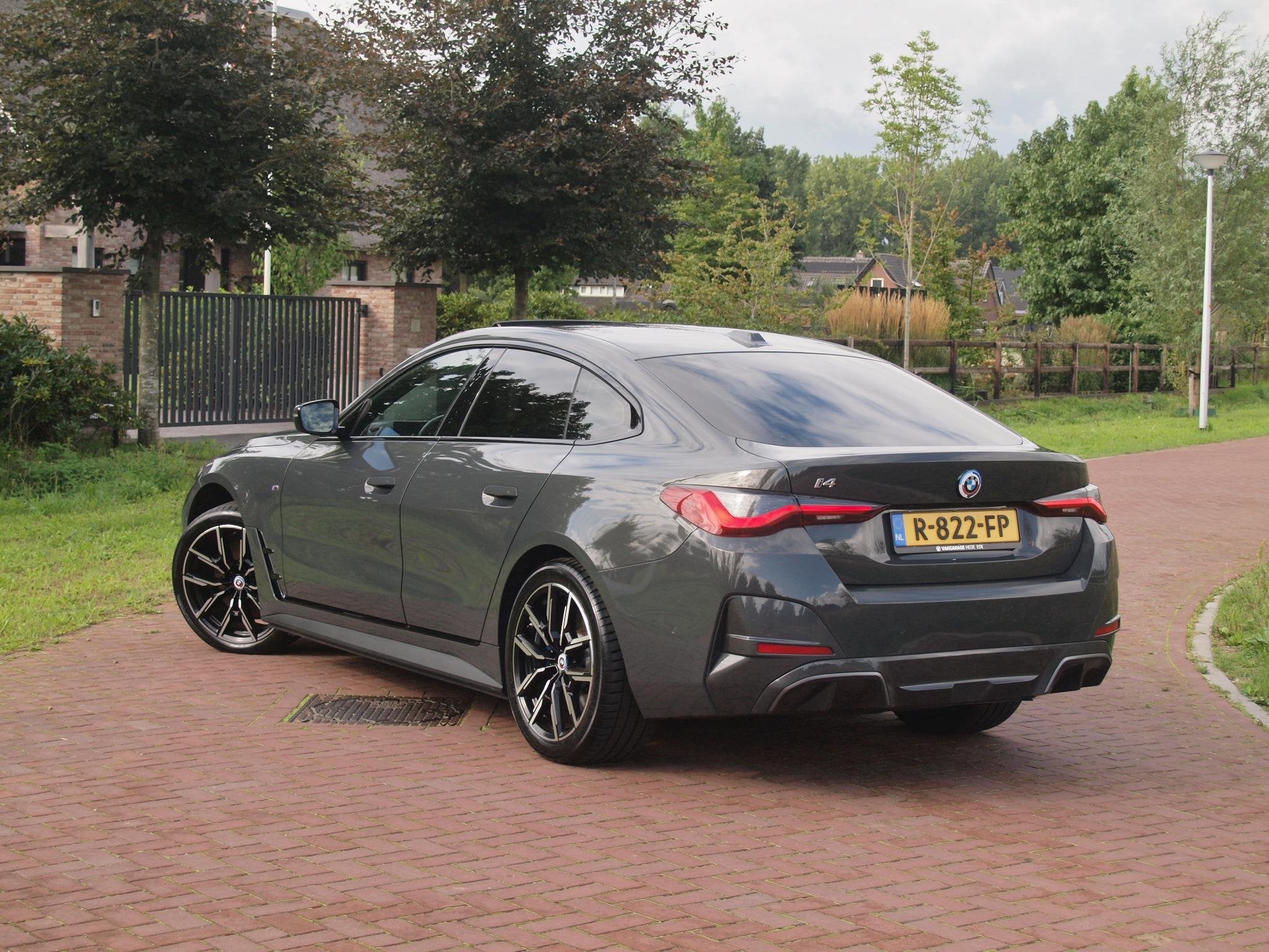 BMW i4 eDrive40 High Executive 84 kWh | SOH 98% | M-Pakket |, Auto's, Dealer onderhouden, Achterwielaandrijving, 590 km, 340 pk