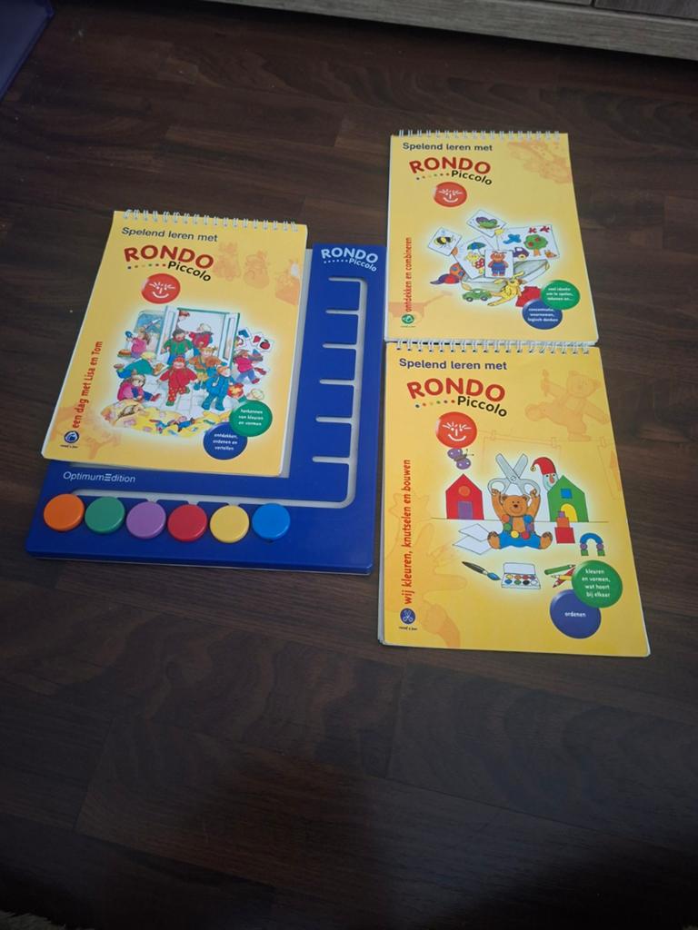 Rondo piccolo met 3 boekjes, Ophalen of Verzenden, Jongen of Meisje