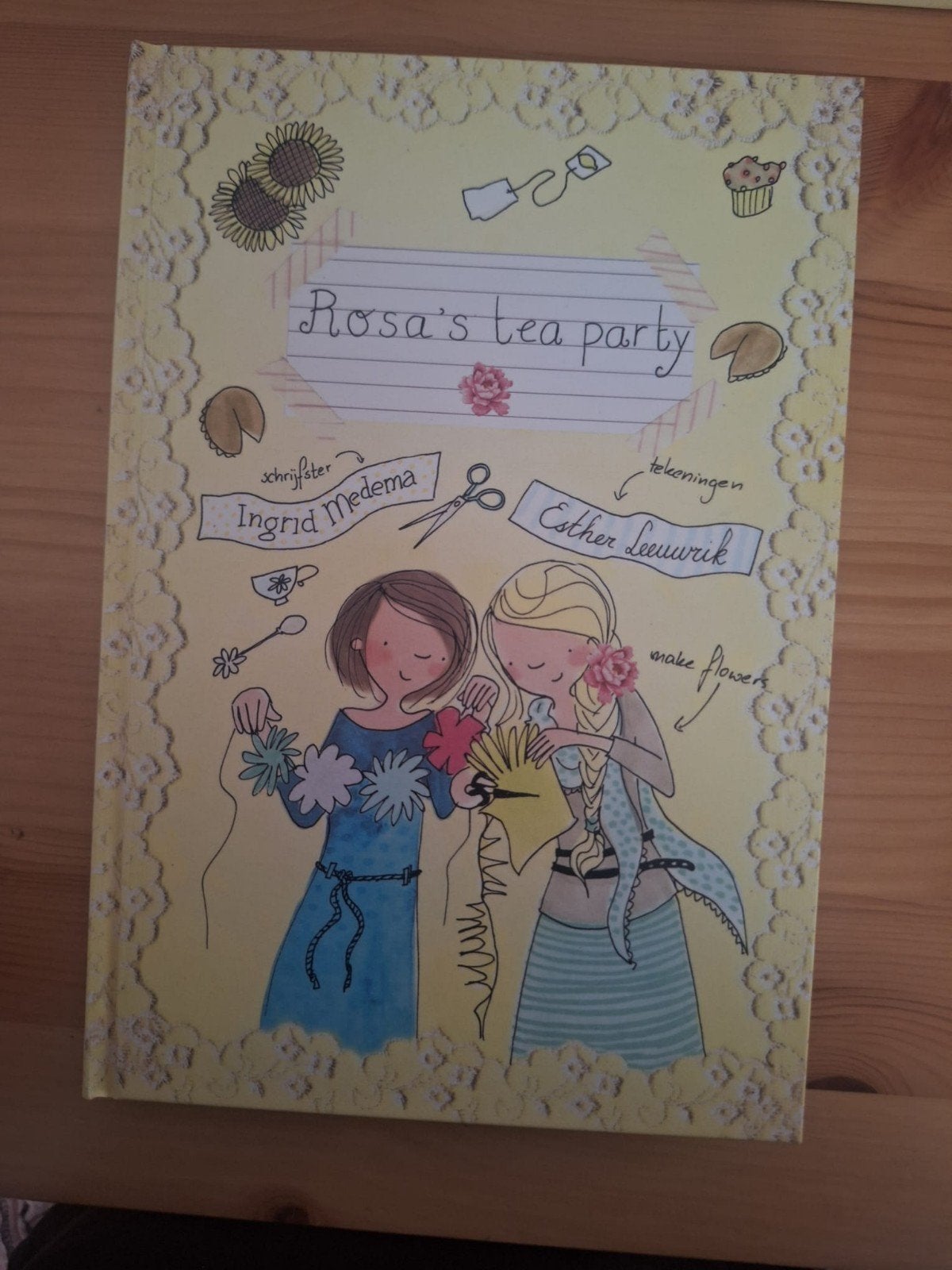 Rosa's Tea party - Spannend avontuur voor jonge meiden, Ophalen of Verzenden, Zo goed als nieuw, Ingrid Medema, Fictie