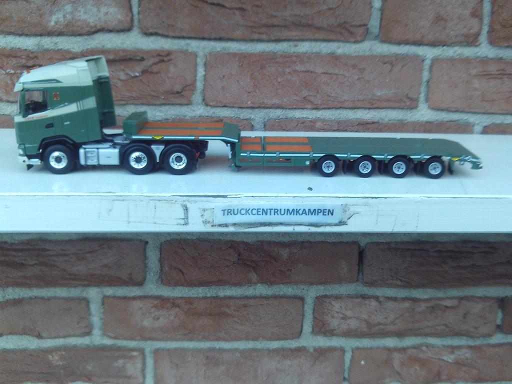 WSI  Daf  XG  6 x 2  van  Lock  Transport., Hobby en Vrije tijd, Modelauto's | 1:50, Nieuw, Bus of Vrachtwagen, Wsi, Ophalen of Verzenden