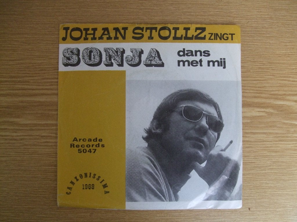 JOHAN STOLLZ     SONJA / DANS MET MIJ, Cd's en Dvd's, Vinyl Singles, Zo goed als nieuw, Nederlandstalig, 7 inch, Ophalen of Verzenden
