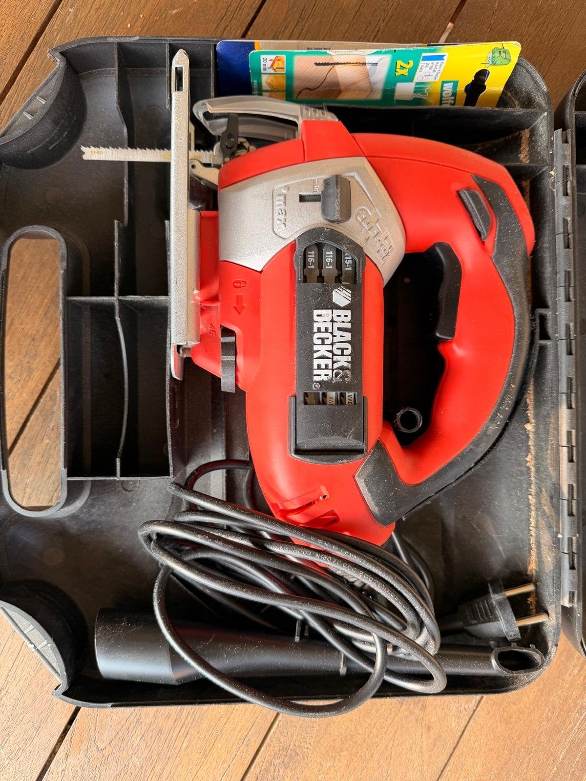 Black & Decker decoupeerzaag - verstelbare zaaghoek, Ophalen, Gebruikt, Decoupeerzaag, 30 tot 70 mm