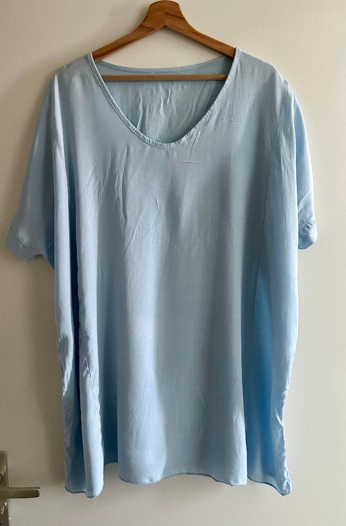 Blouse Licht Blauw maat 46., Kleding | Dames, Blouses en Tunieken, Ophalen of Verzenden, Zo goed als nieuw, Maat 46/48 (XL) of groter