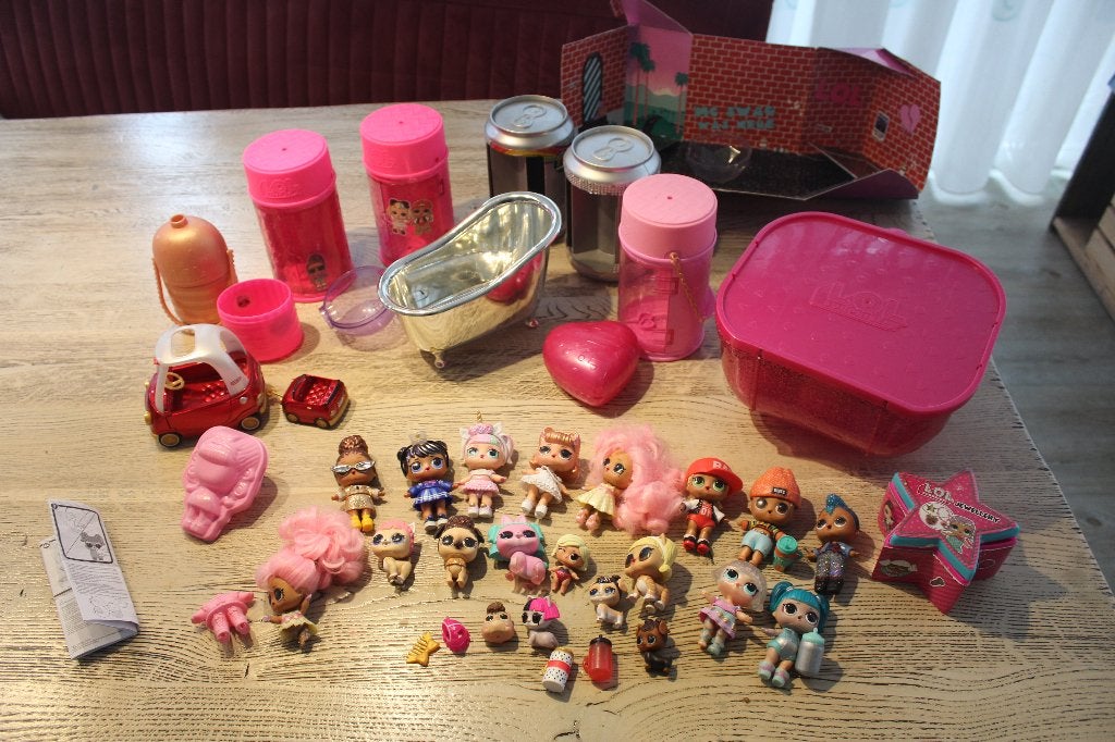 LOL poppetjes met toebehoren, Ophalen of Verzenden, Zo goed als nieuw, Overige typen