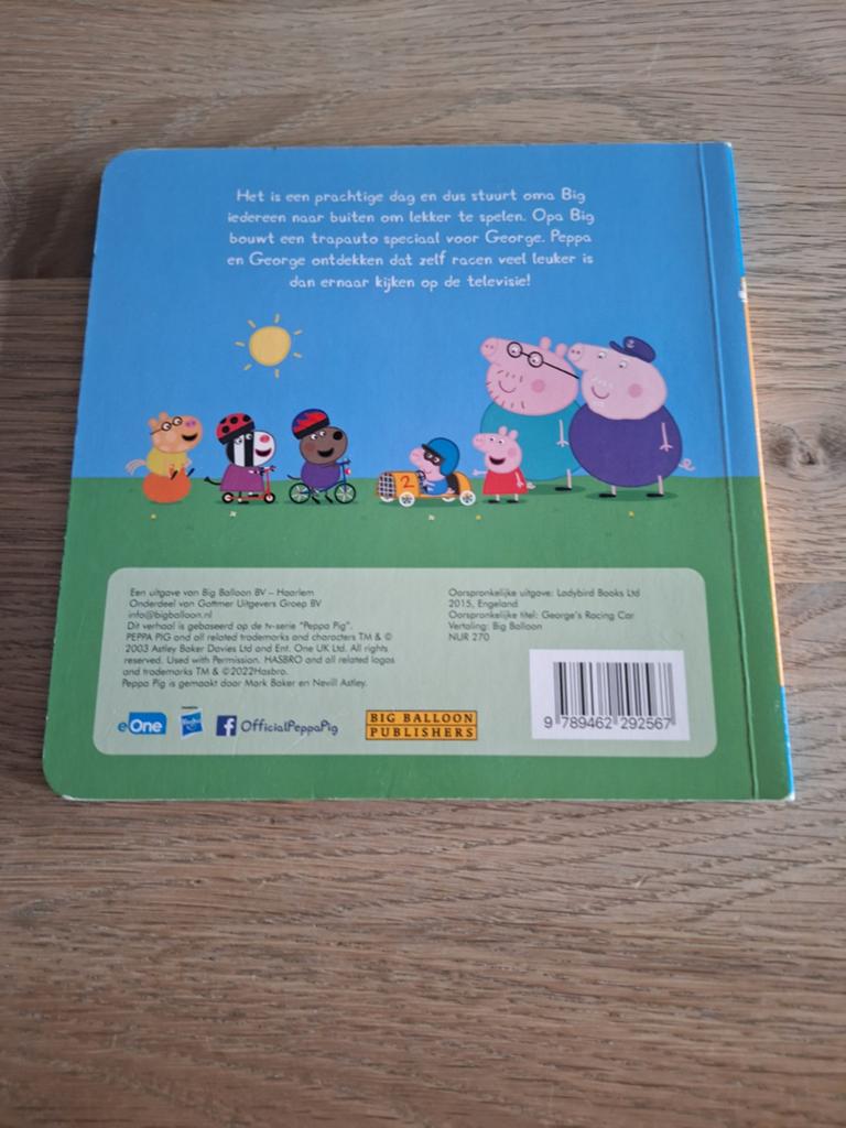 Peppa Pig: De raceauto van George - Kartonnen boekje, Ophalen of Verzenden, Gelezen