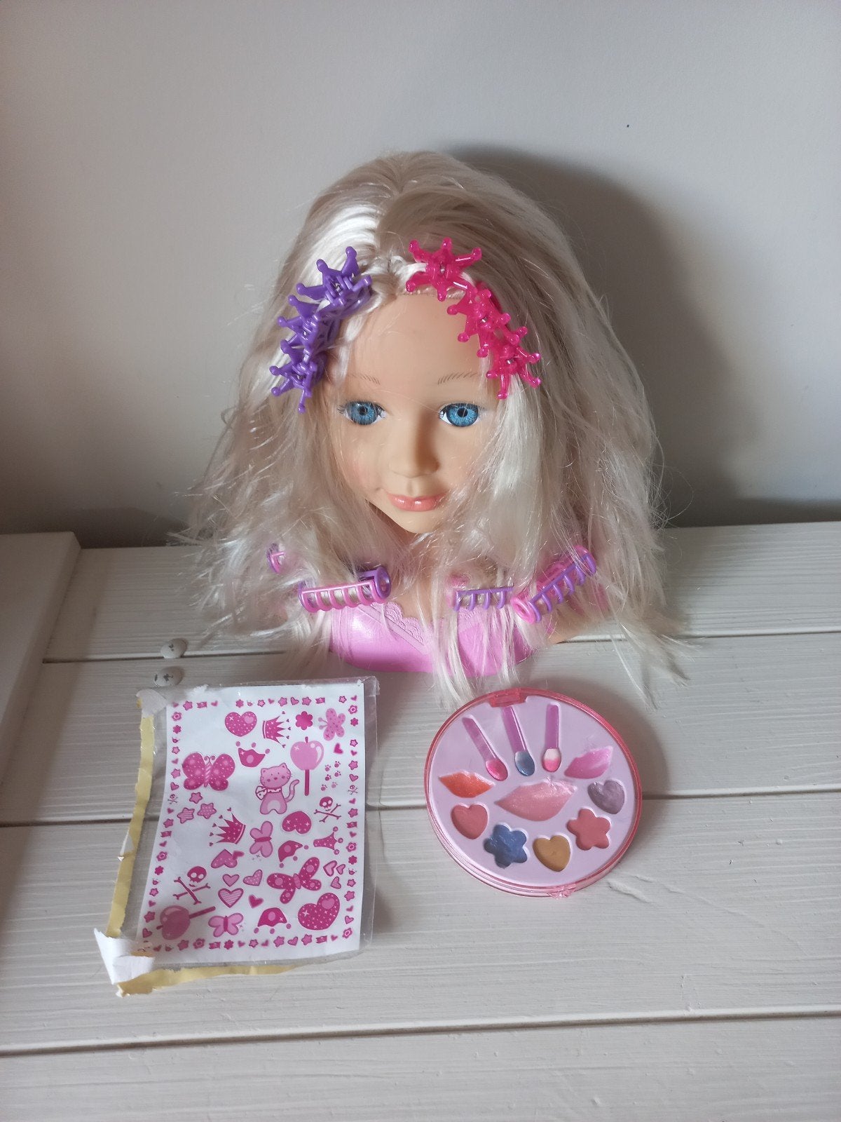 Pop met make-up, stickers, klemmetjes en krulspelden, Ophalen, Zo goed als nieuw, Overige typen