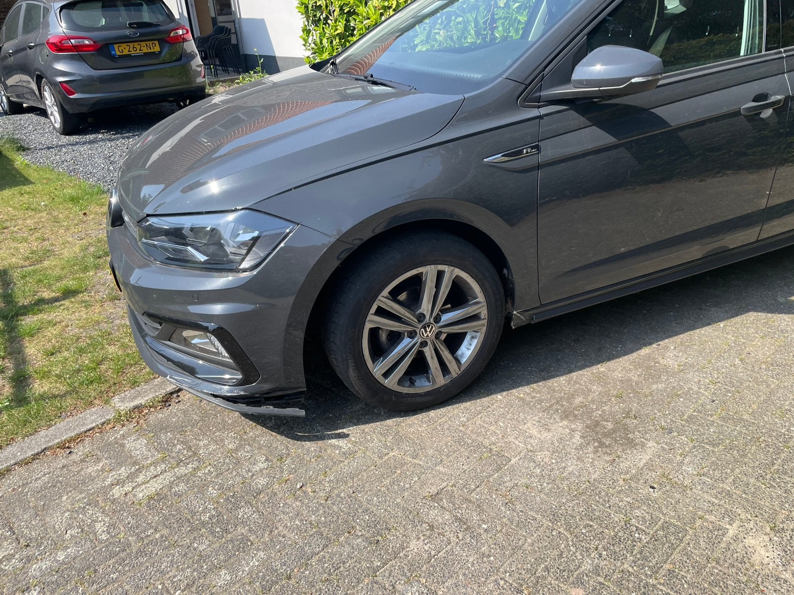 Vw polo 1.0 tsi bj 2021 lichte rijdbare schade, Ophalen, Zwart, Benzine