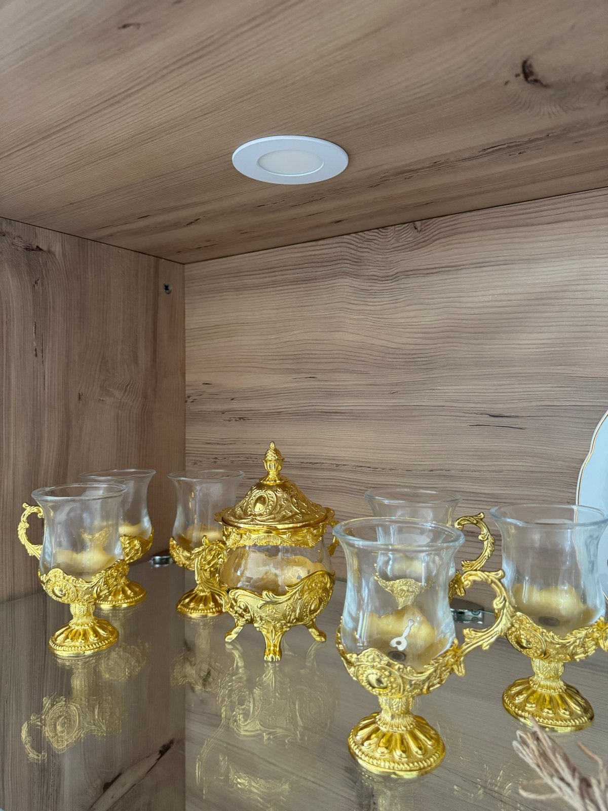 Gouden theeset met 6 glazen en suikerpot, Antiek en Kunst, Ophalen of Verzenden