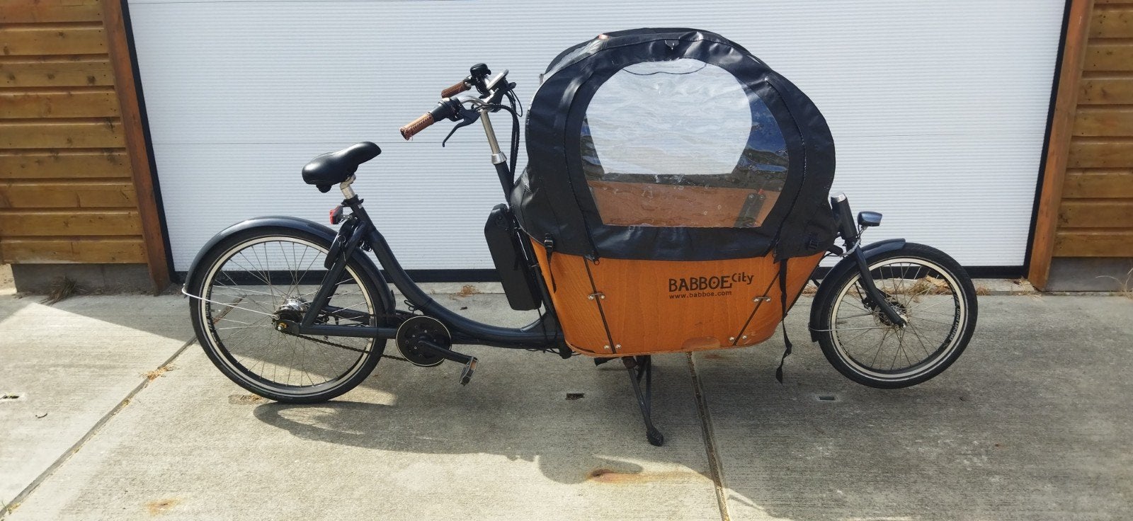 Babboe elektrische bakfiets inclusief huif, 4 kinderen of meer, Gebruikt, Velgrem, Huif