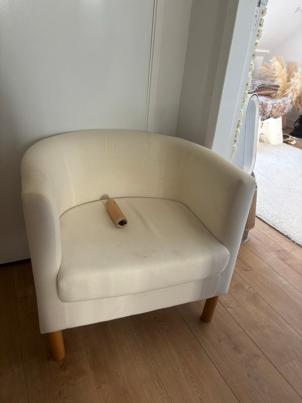 Crèmekleurige fauteuil - Comfortabel en stijlvol, Gebruikt, 75 tot 100 cm, Ophalen of Verzenden, Stof