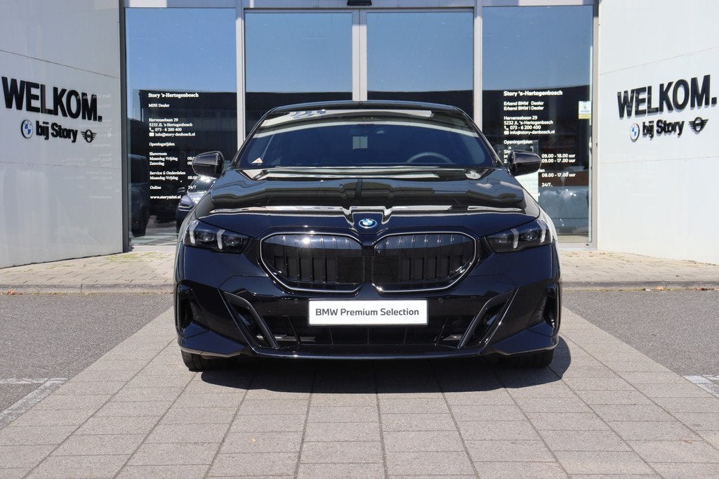 BMW 5 Serie 530e M Sport Automaat / Trekhaak / M Multifuncti, 1998 cc, Achterwielaandrijving, 1800 kg, Met garantie (alle)