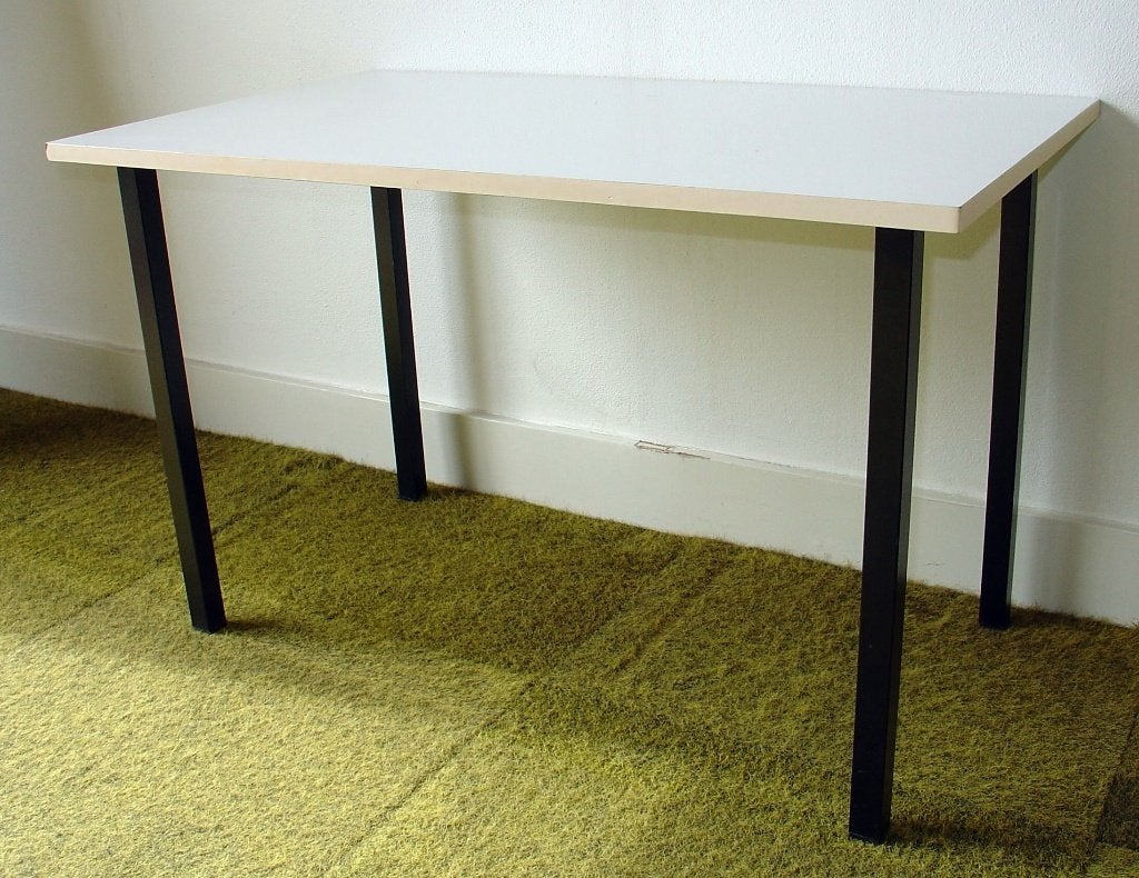 Stevige Vintage bijzettafel, Huis en Inrichting, Tafels | Sidetables, Gebruikt, 50 tot 100 cm, Ophalen of Verzenden, Metaal