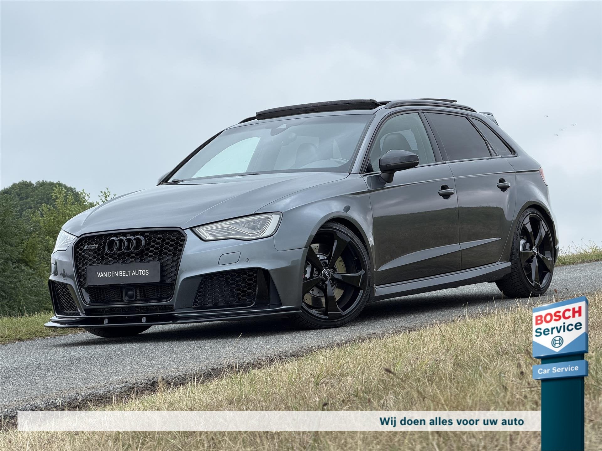 Audi Rs3 2.5 TFSI 367PK Quattro / Pano / Carbon Led stuur /, Auto's, Automaat, Gebruikt, Euro 6, RS3