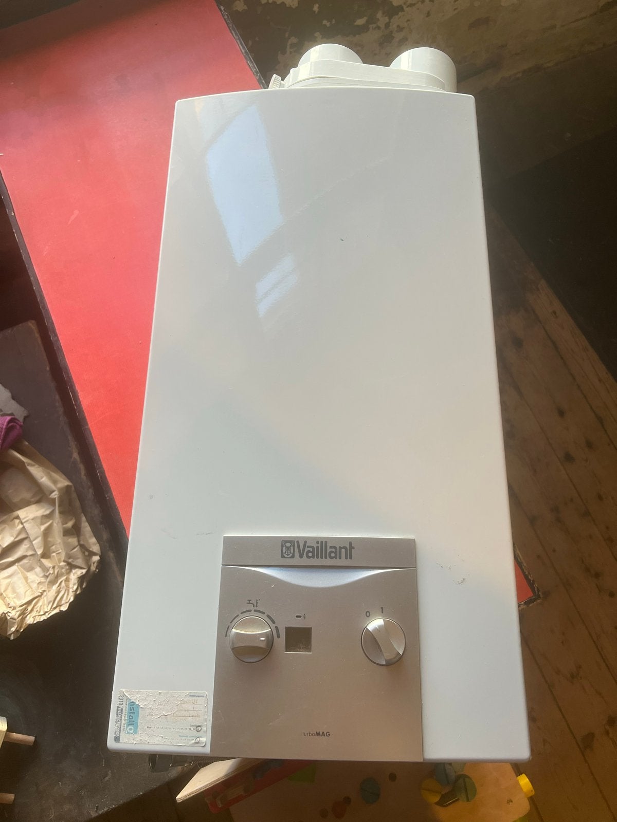 Vaillant turbomag nl 11-2/0 l r1 doorstroomboiler geiser, Ophalen, Overige typen, Minder dan 60 cm, Zo goed als nieuw
