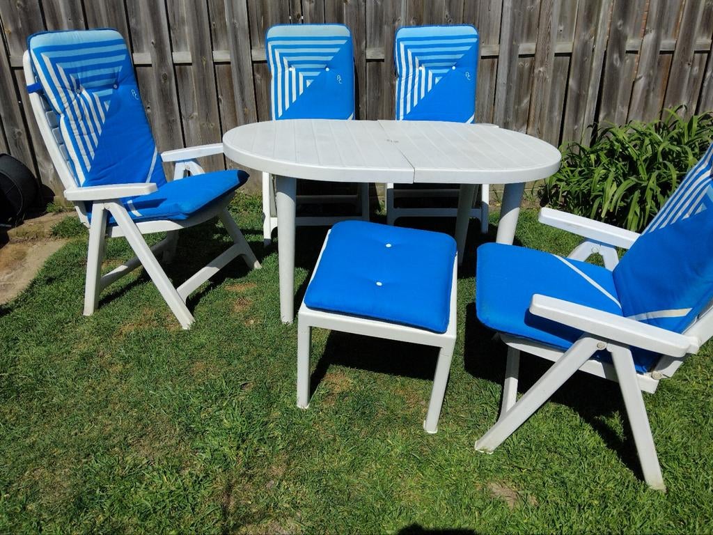 Witte tuinset Flair Plaisir met blauwe kussens, 4 zitplaatsen, Kunststof, Gebruikt, Ophalen of Verzenden