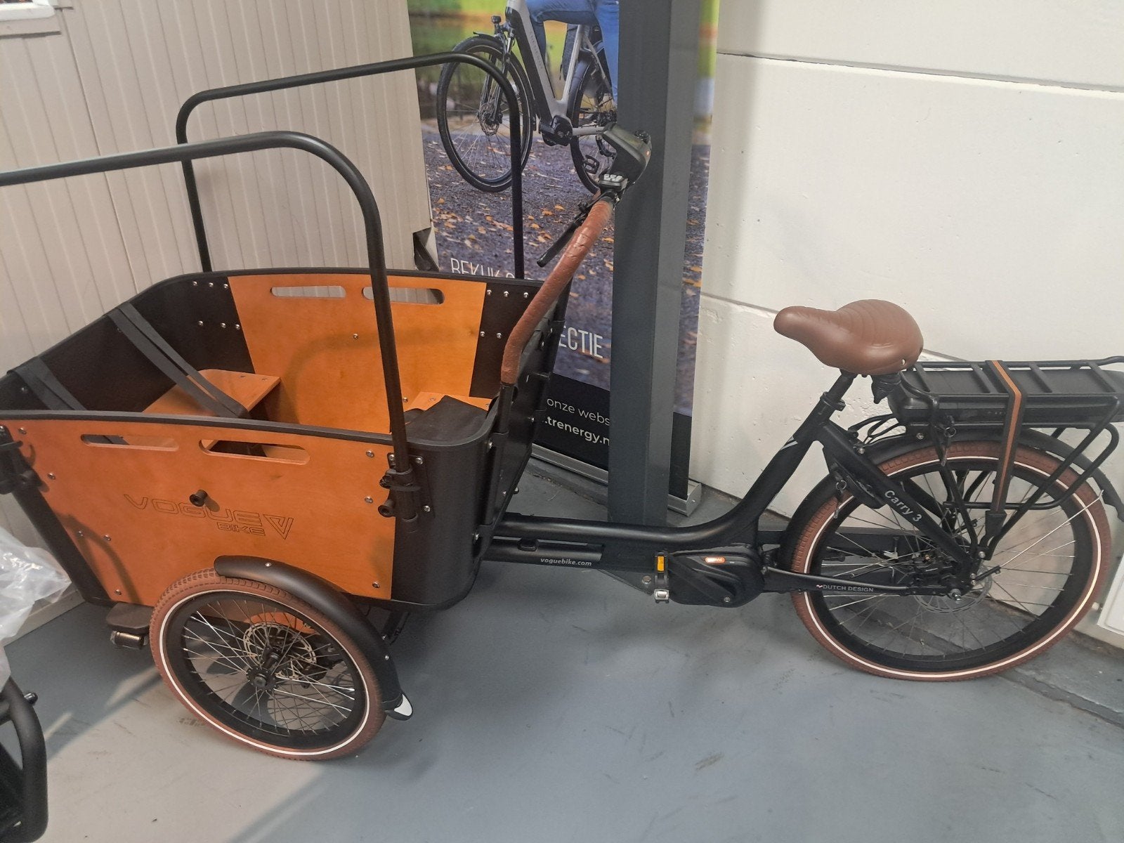 Vogue Carry 3 bakfiets nu € 2499,- uit voorraad leverbaar, Ophalen, Nieuw, 4 kinderen of meer, Elektrisch