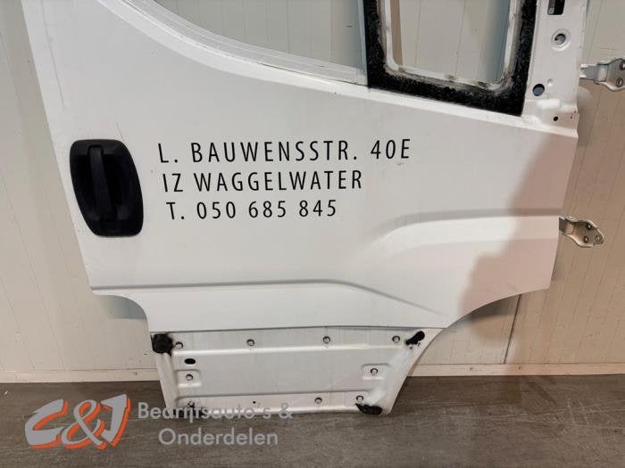 Portier 2Deurs rechts van een Iveco New Daily (WIT), Gebruikt, -, -, Ophalen of Verzenden