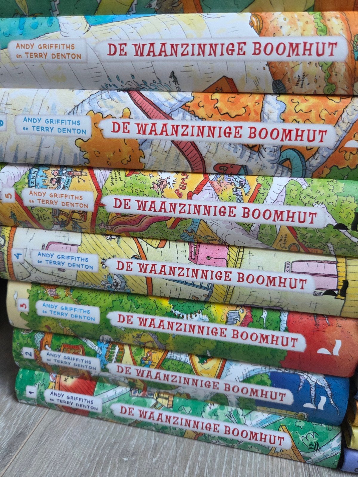 De Waanzinnige Boomhut - Complete serie 1 tm 11 + extra deel, Boeken, Kinderboeken | Jeugd | 10 tot 12 jaar, Ophalen of Verzenden