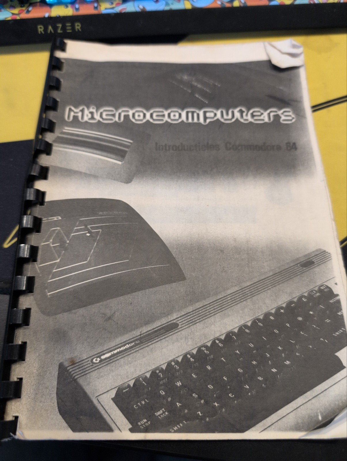 Microcomputers Introductieles Commodore 64 Handleiding, Computers en Software, Vintage Computers, Ophalen of Verzenden, Commodore