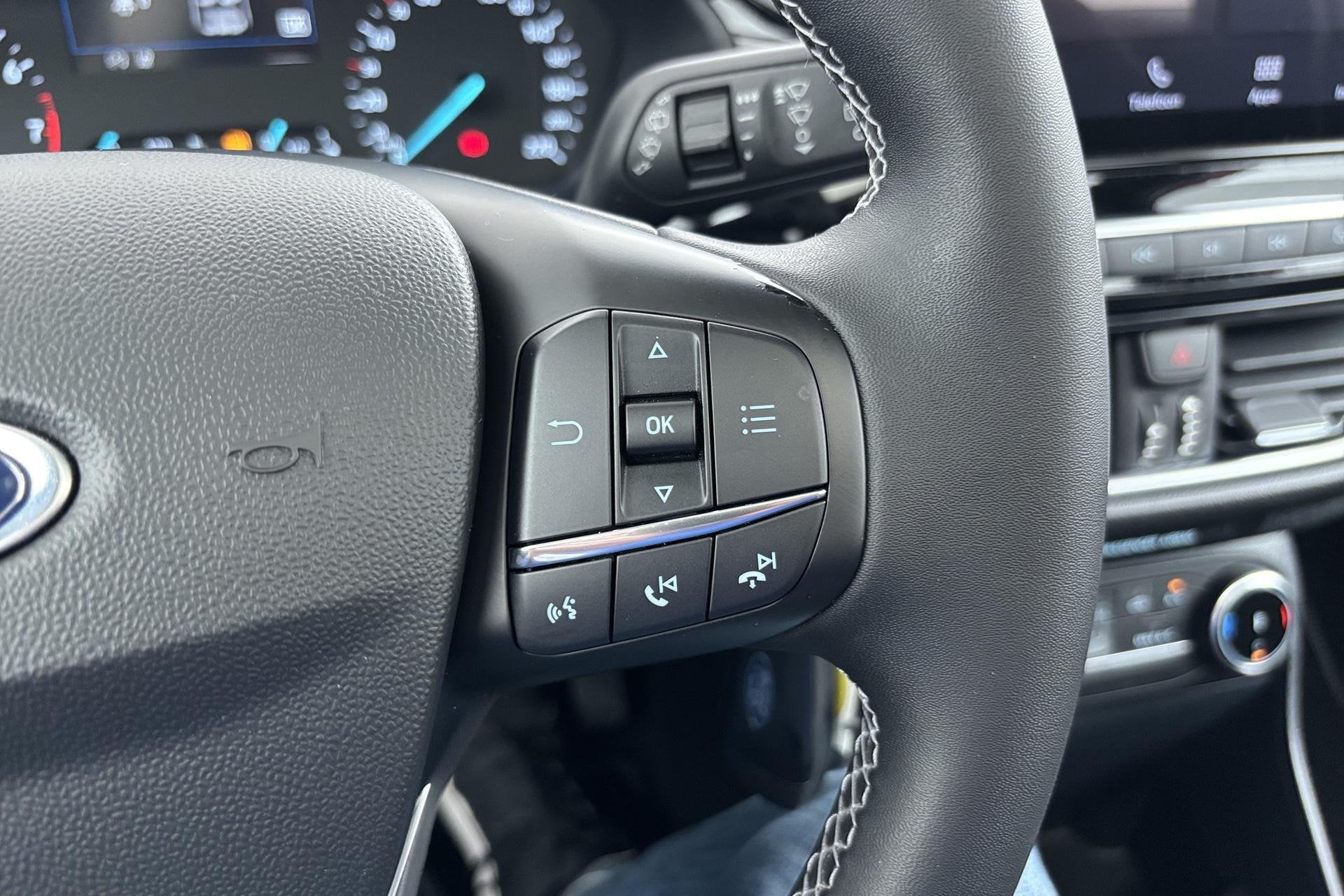 Foto 26 van Ford Fiesta 1.0 EcoBoost Titanium Nagenoeg nieuw en verrasse