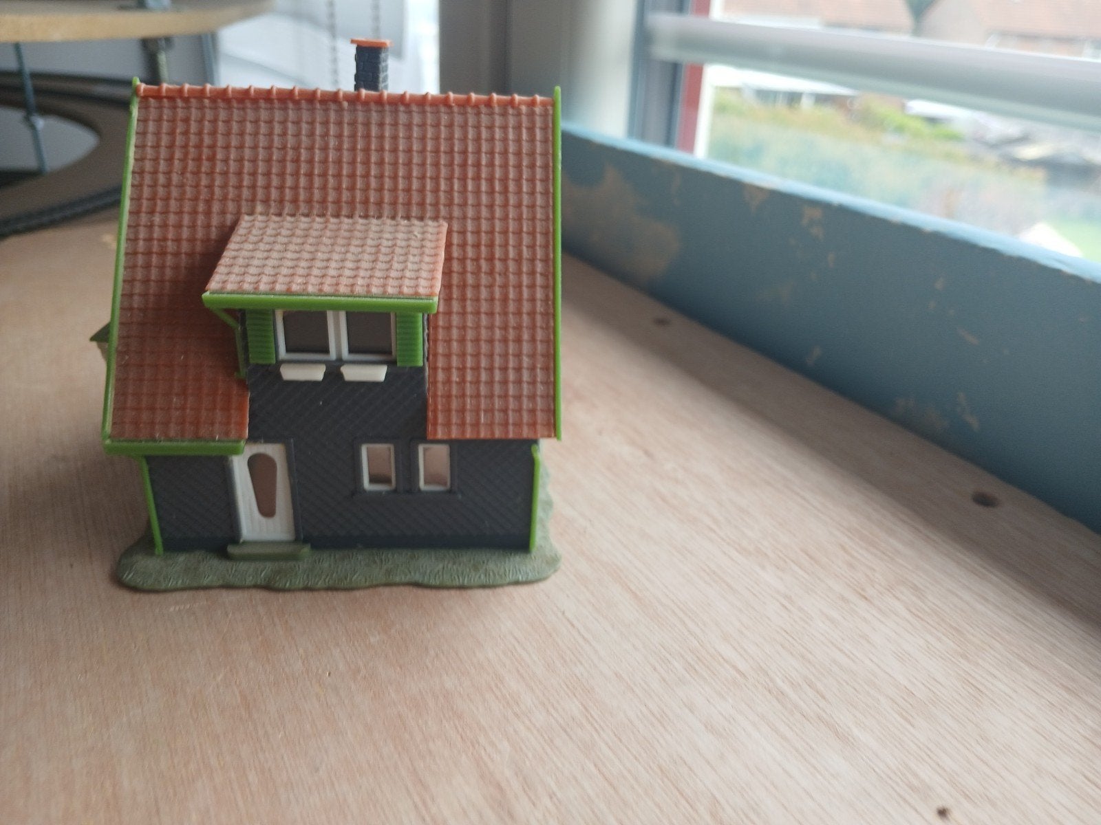 Mooi Faller huisje voor HO of N spoorbaan, Hobby en Vrije tijd, Ophalen of Verzenden, Gebruikt, Brug, Tunnel of Gebouw, Overige merken