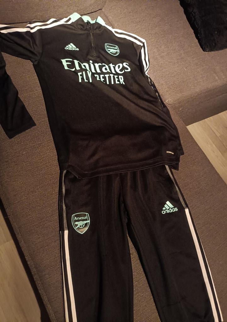 Adidas arsenal pak, Ophalen of Verzenden, Zo goed als nieuw, Zwart