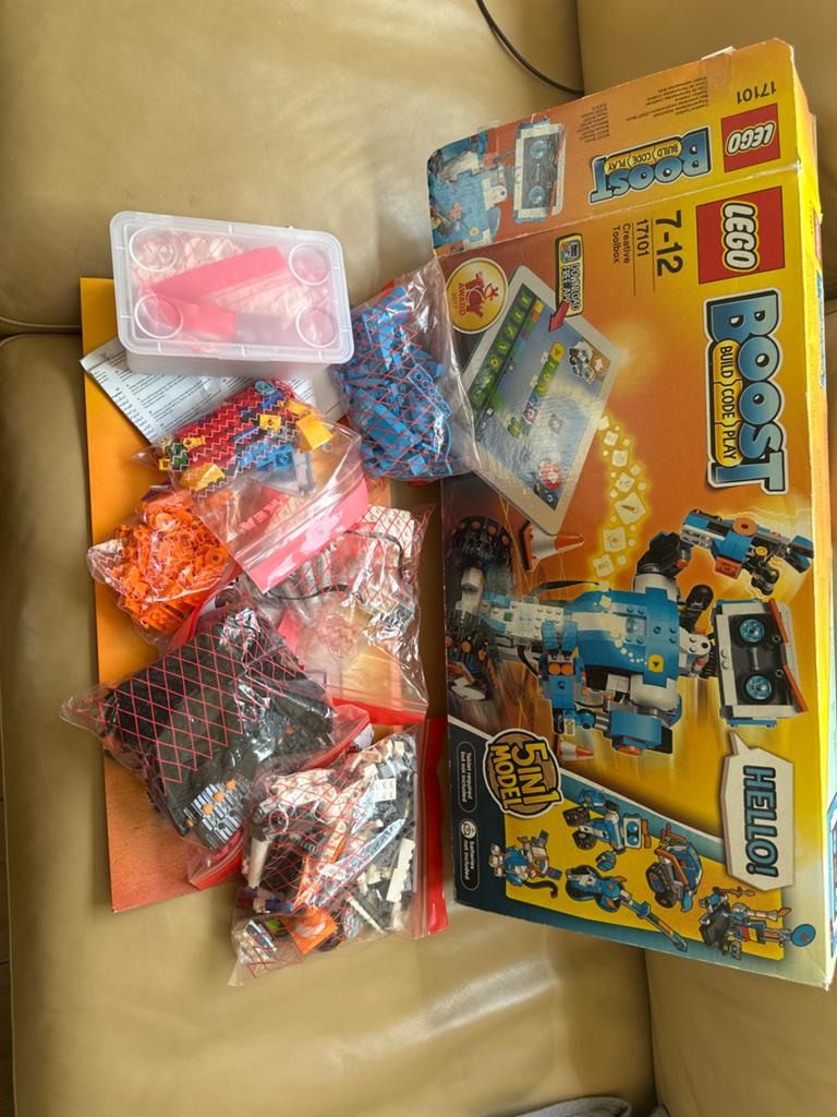 LEGO Boost Creative Toolbox 17101 - Zo goed als nieuw, Ophalen of Verzenden, Gebruikt