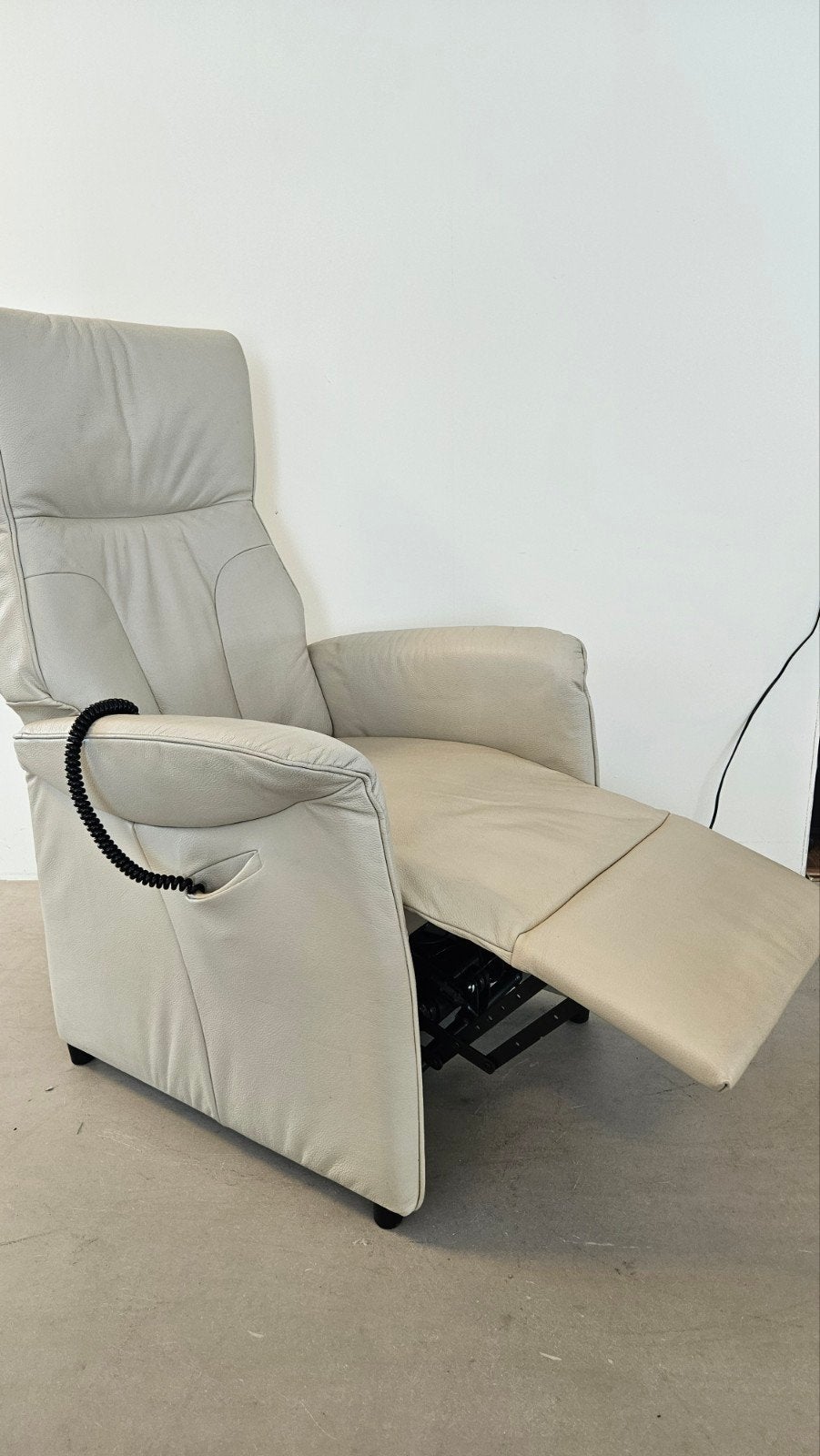 Sta op fauteuil van de Toekomst bij Zitgemak joure, Ophalen of Verzenden, Zo goed als nieuw, 50 tot 75 cm, Leer