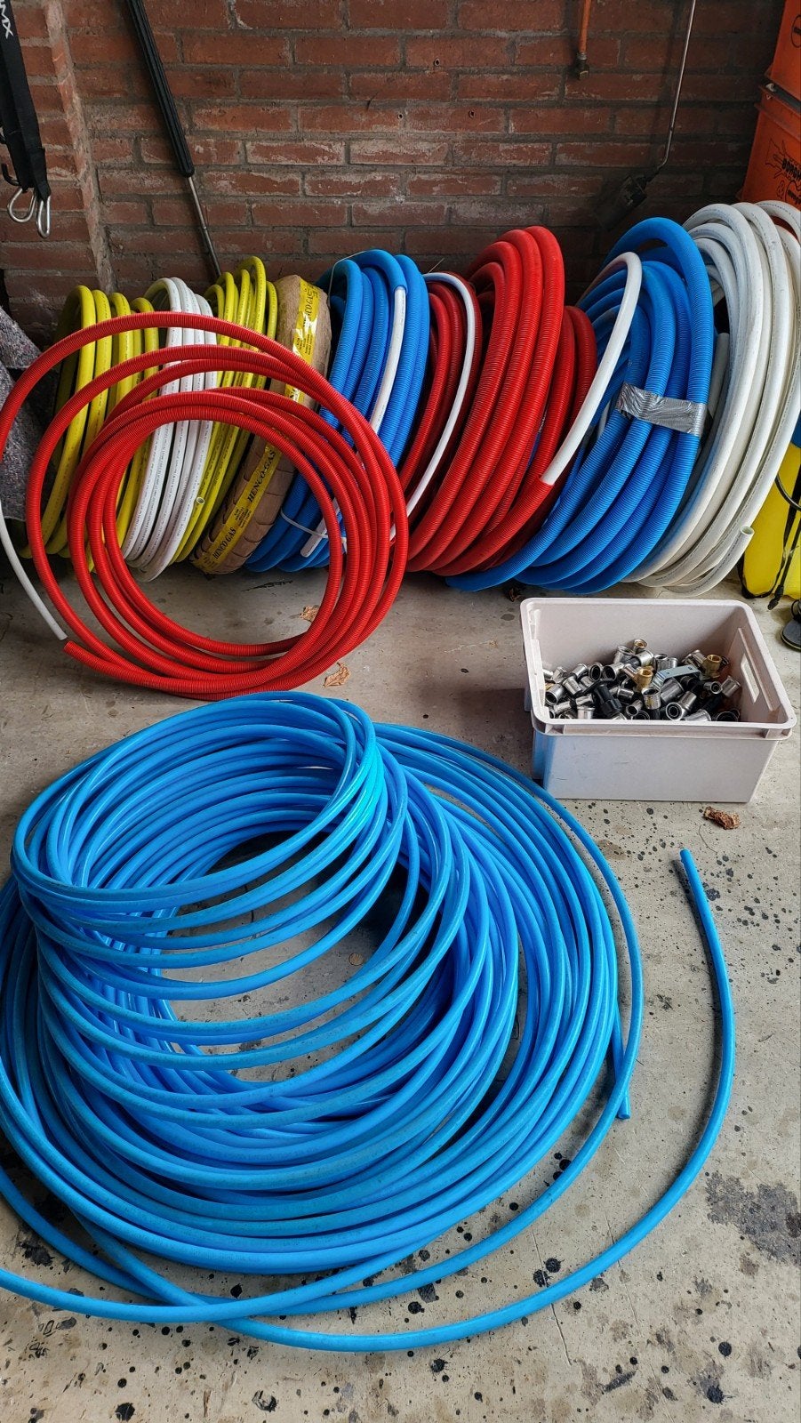 Diverse buizen en fittingen voor water en gas, Ophalen, Overige materialen, 6 meter of meer, Overige typen
